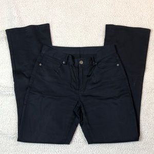 Black straight leg pants w stretch